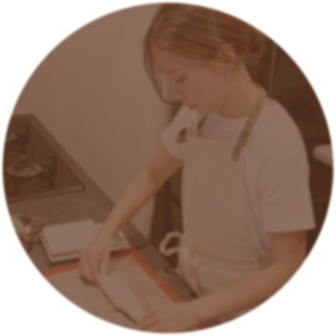 パンを作っている様子